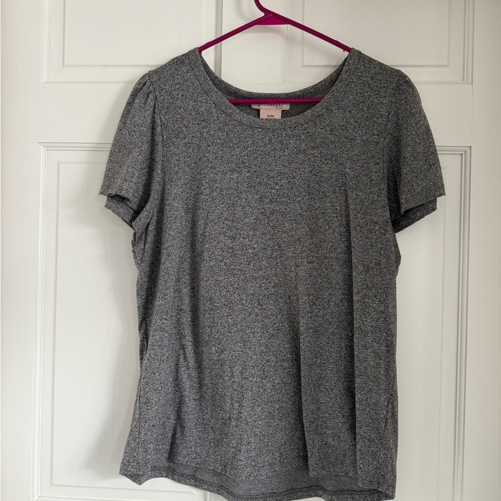 Heathered grey casual short sleeve